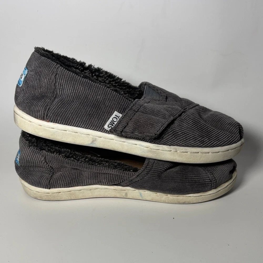 Toms Kids Gray Slip-On shoes
